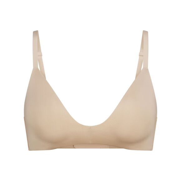 Skims Wireless Form T-shirt Bra Sand Size 36B - Picture 1 of 9